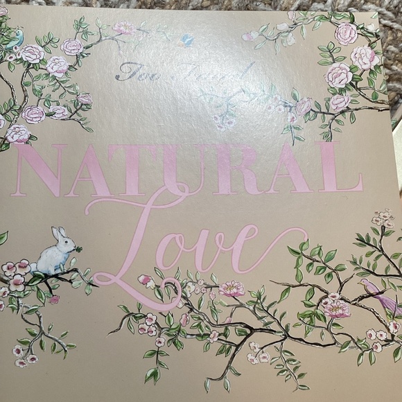 Too Faced Natural Love - Picture 7 of 7